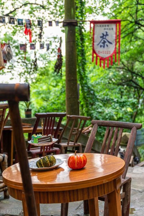 The main city of Chongqing has 5 classic walking trails suitable for all ages, so you don't have to worry about going out for weekend!