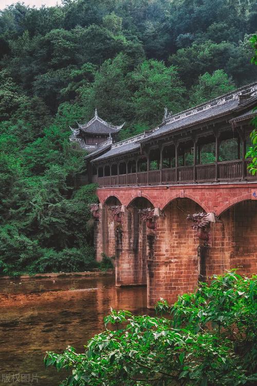 Inventory of Top Ten Ancient Cities of Sichuan