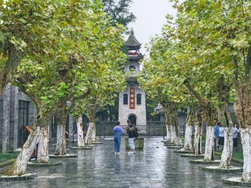 Inventory of Top Ten Ancient Cities of Sichuan