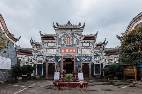 Inventory of Top Ten Ancient Cities of Sichuan