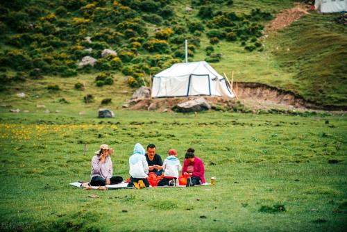 Self-propelled raiders of Western Sichuan|If poetry, if painting, Ruoergai! A place comparable to the Hulunbuir prairie!
