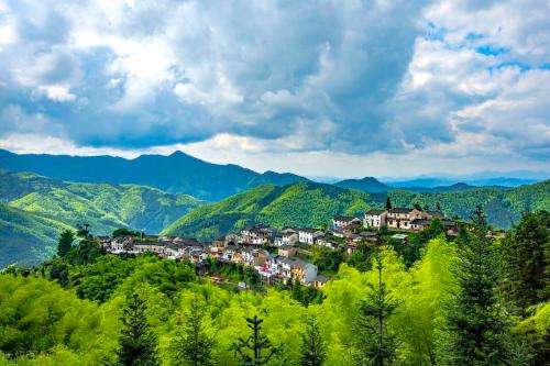 Avoid crowds and travel like a local with 6 secret travel destinations you didn't know existed!