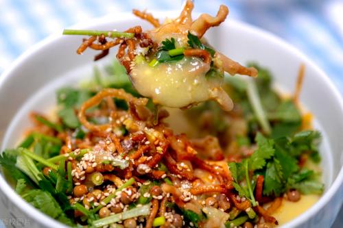 Chongqing Mountain City Food Guide: Eat and Drink with Locals