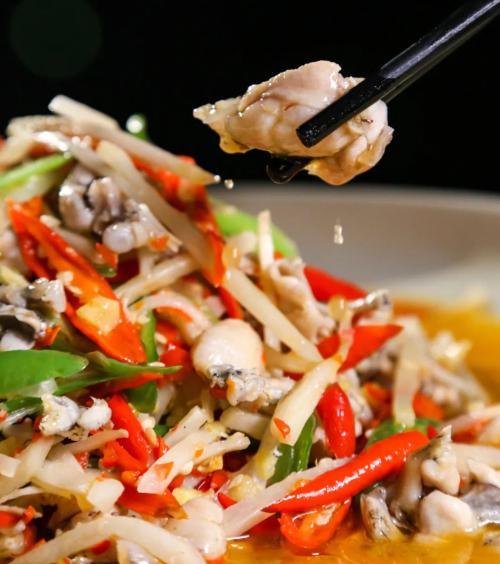 Zigong food strategy: N ways to eat rabbits, how many delicacies have you tried that messed up whole web?