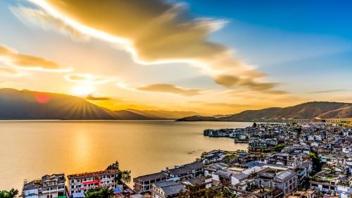 Journey through Yunnan TOP1 - plateau-lake (Lake Erhai) deep in mountains