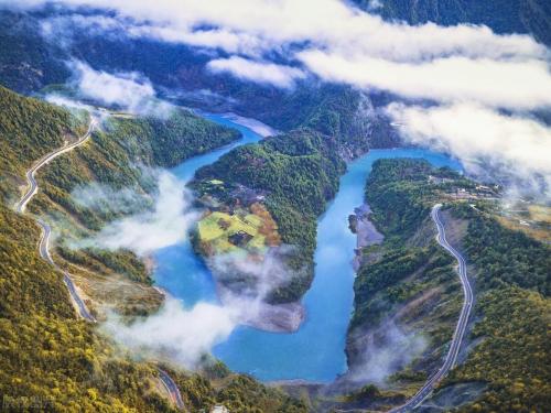 Slow Pace In-Depth Tour (Yunnan) - A 12-day journey through mysteries of western Yunnan with detailed itineraries and strategies