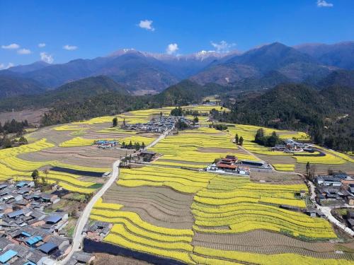 Slow Pace In-Depth Tour (Yunnan) - A 12-day journey through mysteries of western Yunnan with detailed itineraries and strategies