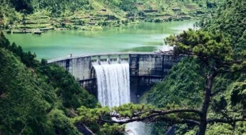 There is a place in Fujian province where temperature does not exceed 22°C in summer. This summer resort must be on fire. You were there?
