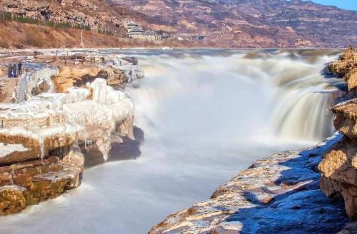 There is a place in Fujian province where temperature does not exceed 22°C in summer. This summer resort must be on fire. You were there?