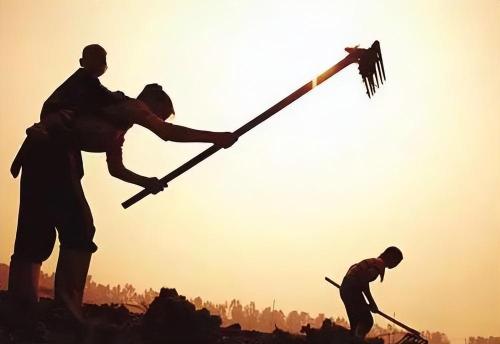 People from Henan and Sichuan are on list of most hardworking and hardy provinces in China. Who do you think is more hardy?