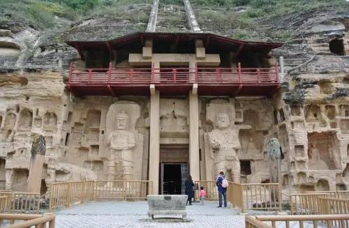 The largest Buddha in Shaanxi, palm width 5 or 6 meters! now a world heritage
