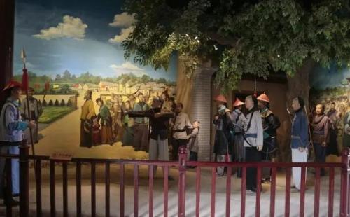 This district is extraordinary with 7 museums, 5 imperial mausoleums and historical sites all over lanes.