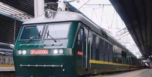 The only free train in China, no need to buy a ticket to take train, anyone can take it
