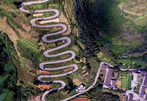 They wanted to save this road in our country, but they accidentally created a world road miracle
