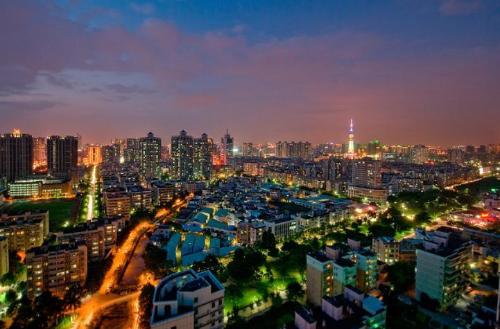 The third largest city in Guangdong, its GDP is close to that of Shenzhen and Guangzhou, but usually very low key.