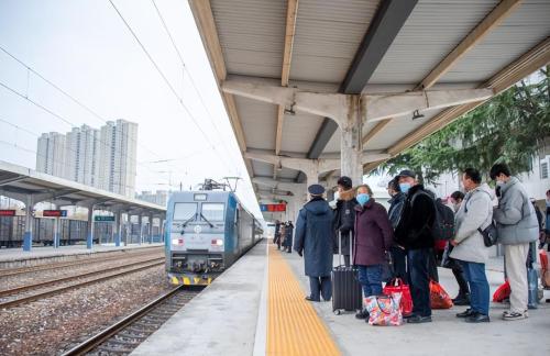 The lowest fare for a train from Jiangxi to Hubei is 1 yuan, and the "block train" has not risen in price for 26 years.