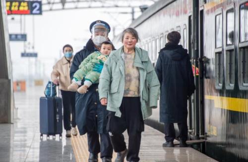 The lowest fare for a train from Jiangxi to Hubei is 1 yuan, and the "block train" has not risen in price for 26 years.