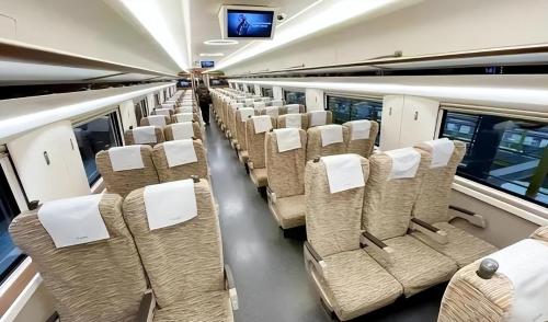 What is difference between high speed rail and road transport? 3 Points That Will Teach You To Identify And You'll Never Go Wrong Again