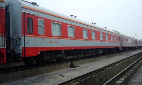 My country's "seatless" train doesn't stop in middle of 727-kilometer track, and scenery is beautiful along way.