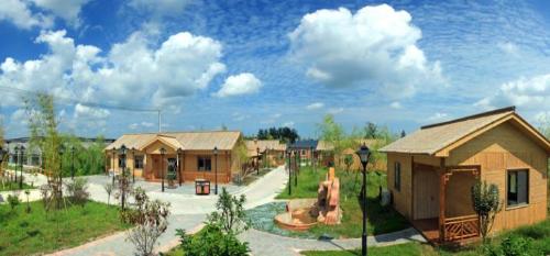 In Yancheng, Jiangsu Province, there is a comfortable county with an average temperature of 15 degrees, which is also known as "Little Jiangnan by Sea."