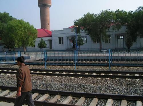 The only monosyllabic station in country with "surname" of the contractor suddenly became a place of registration of tourists