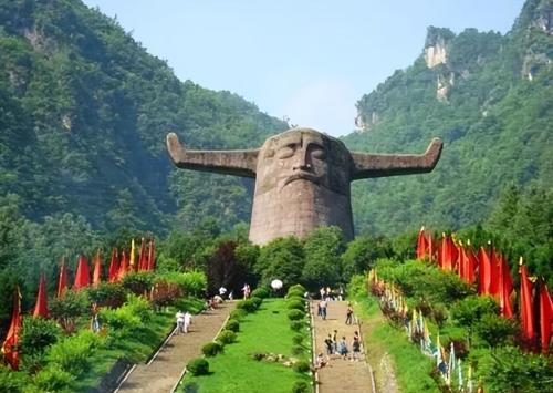 Each of five most beautiful scenic spots in China is like a magical land where foreigners are not allowed to enter or view.