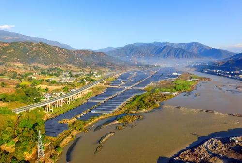 China has a "Phoenix City", it is warm in winter and cool in summer, it is possible to maintain health in any season, it is very comfortable to live in and support elderly.
