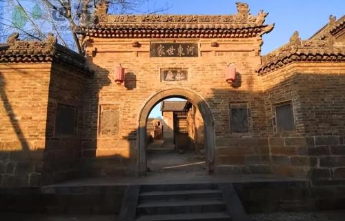 Thirteen generations do not separate families, one family is one village, explore legend of "Single Gate Willow Tree" in depths of Taihang Mountains.