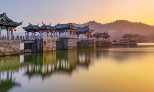 How is Chaozhou's "tide"? Why do Chaoshan people, who are so rich in world, worship Han Yu so much?
