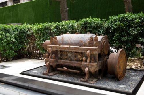 The only steel rail of Qing Dynasty used in our country is still not rusty, and each rail is a priceless treasure.