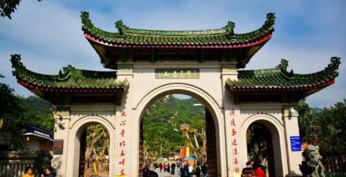 All five famous temples in China are good places to pray. How many of them have you visited?
