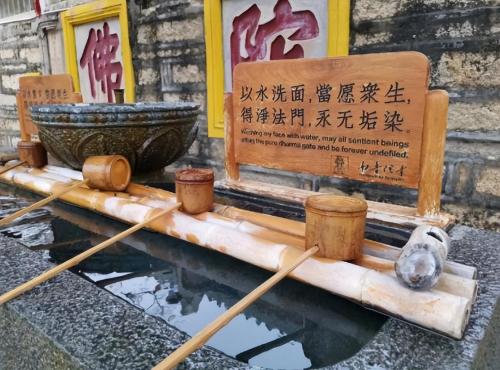 All five famous temples in China are good places to pray. How many of them have you visited?
