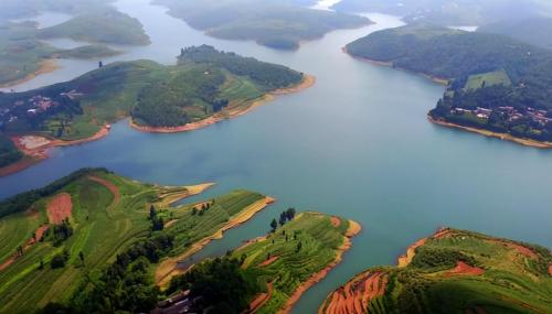 Of eight major water bodies of Yunnan, one is more beautiful than other. Which one is in your hometown?