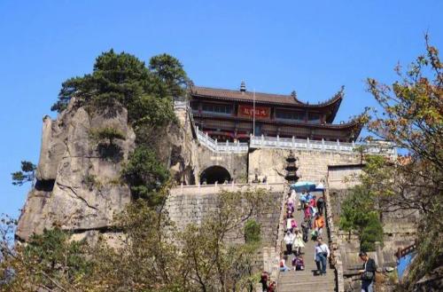 Among China's four famous Buddhist mountains, it is only geological park in world known as "the first mountain in southeast."