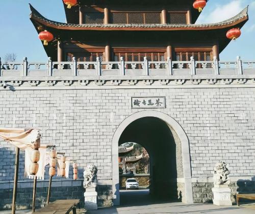 China's next Sanya, which is warmer in winter than Kunming and cooler in summer than Beihai, has become a new choice for living.