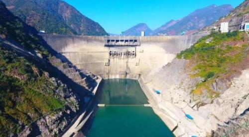 The Ertan hydroelectric power plant, county's administrative center, was completely relocated, resulting in largest hydroelectric power plant in country in 20th century.