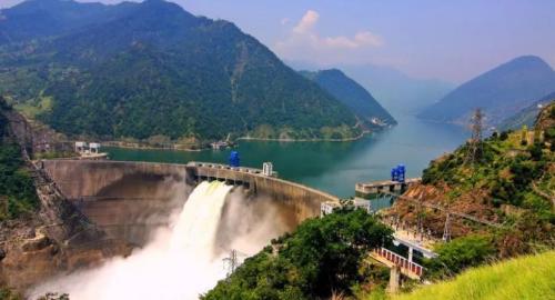 The Ertan hydroelectric power plant, county's administrative center, was completely relocated, resulting in largest hydroelectric power plant in country in 20th century.