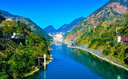The Ertan hydroelectric power plant, county's administrative center, was completely relocated, resulting in largest hydroelectric power plant in country in 20th century.