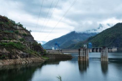 The Ertan hydroelectric power plant, county's administrative center, was completely relocated, resulting in largest hydroelectric power plant in country in 20th century.