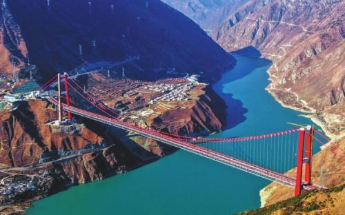 Yakang Expressway, tunnel and bridge, beautiful scenery at 318 Tibet Road, very beautiful