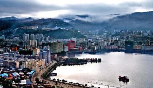 City fit for elderly, former "Little Hong Kong" of Yunnan, a flat paradise
