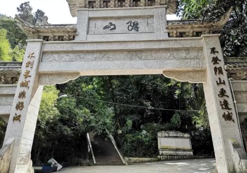 City fit for elderly, former "Little Hong Kong" of Yunnan, a flat paradise
