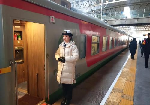 Hulunbeier, a train in far north of country with an average of 46,000 people per capita, the first luxury themed train is here.