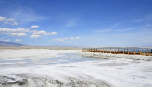The most expensive lake in my country, worth 12 trillion yuan, is patrolled and guarded by armed police day and night, and scenery is beautiful.
