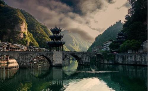 The only province in China without plains, houses are built on rocks, and every scenery is beautiful
