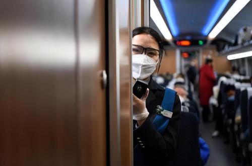 The last slow train in Hunan province covers 381 kilometers in 9 hours, and minimum ticket price is only 1 yuan.