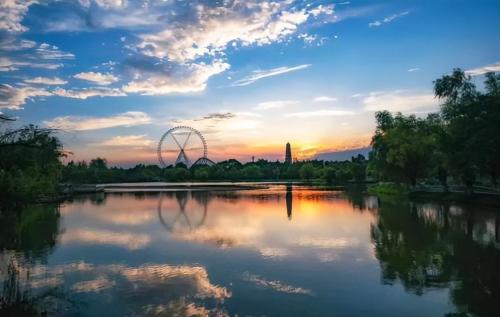 There are 10 cities in China that don't even have a mountain, and highest elevation is less than 80m. Do you have your own hometown?