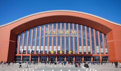 The province with largest number of railway stations in country is 4 times larger than Jiangsu Province, where Japanese and Russians are inseparable.
