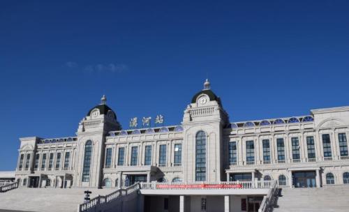 The province with largest number of railway stations in country is 4 times larger than Jiangsu Province, where Japanese and Russians are inseparable.
