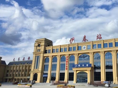 The province with largest number of railway stations in country is 4 times larger than Jiangsu Province, where Japanese and Russians are inseparable.
